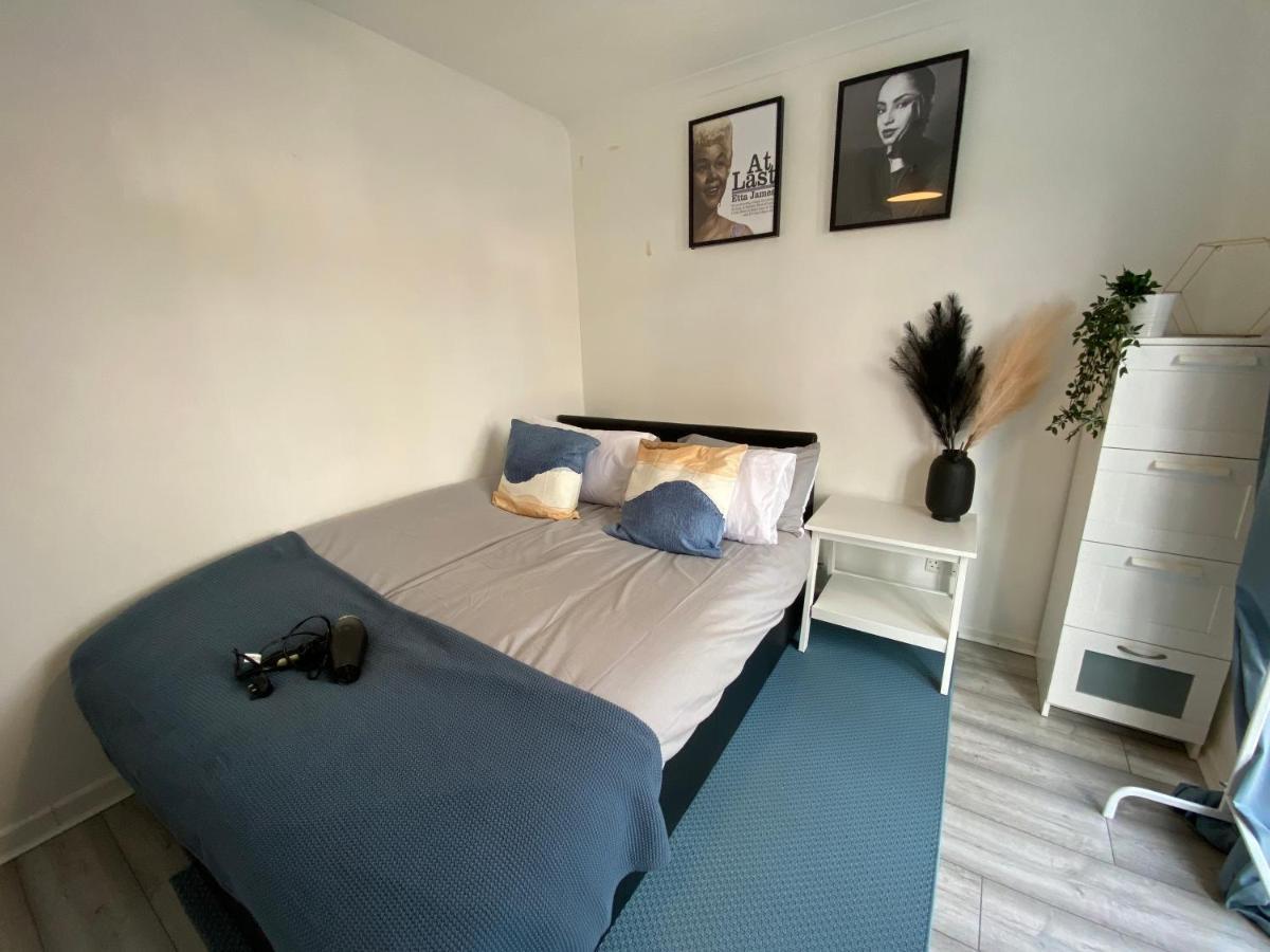 Host & Stay - Cotman Close Milton Keynes Eksteriør billede