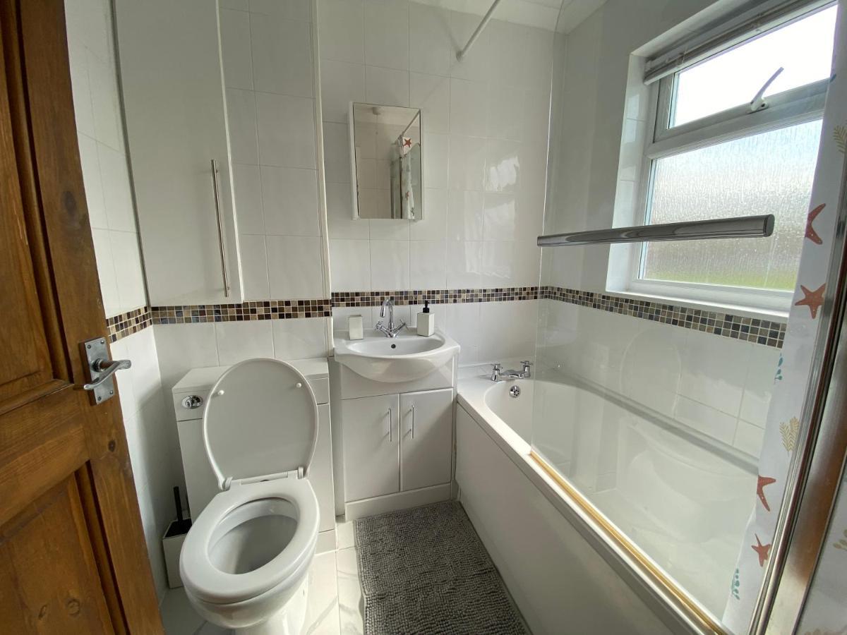 Host & Stay - Cotman Close Milton Keynes Eksteriør billede